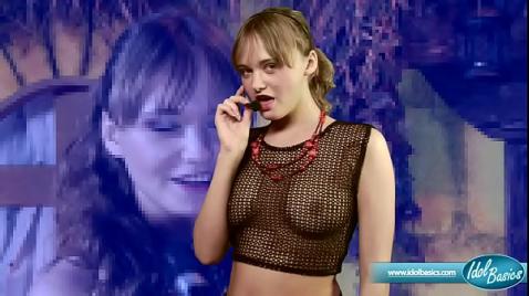 Начинающая певица с хуем во рту