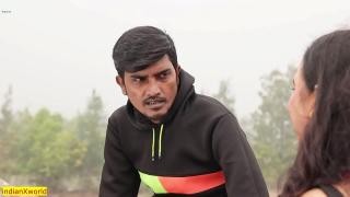 Муж с толстой женой в постели занимаются сексом