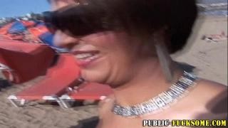 Реальное порно на пляже прилюдно